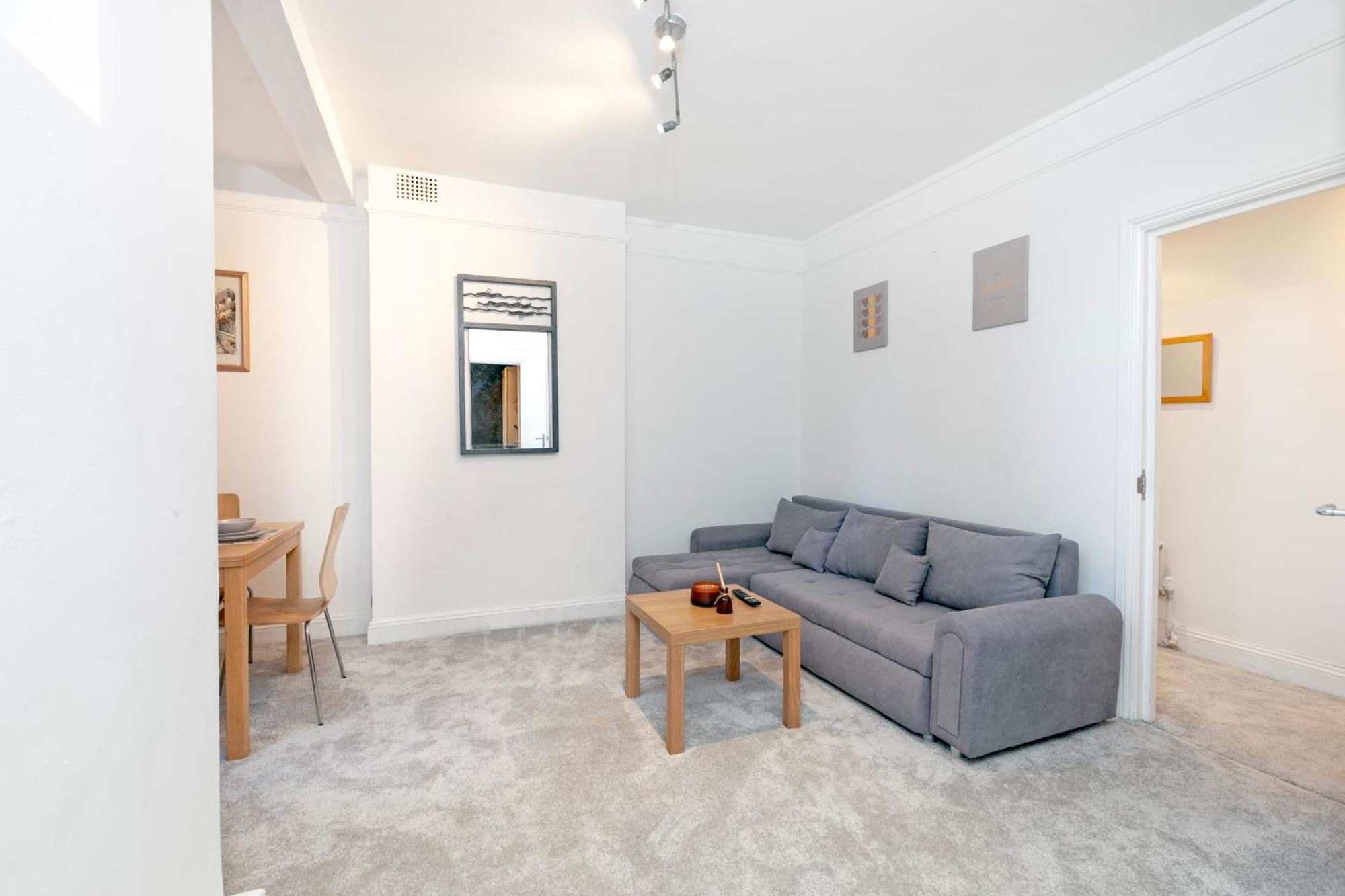 לונדון Beautiful 3 Bedroom Flat In Scott Ellis Gardens מראה חיצוני תמונה
