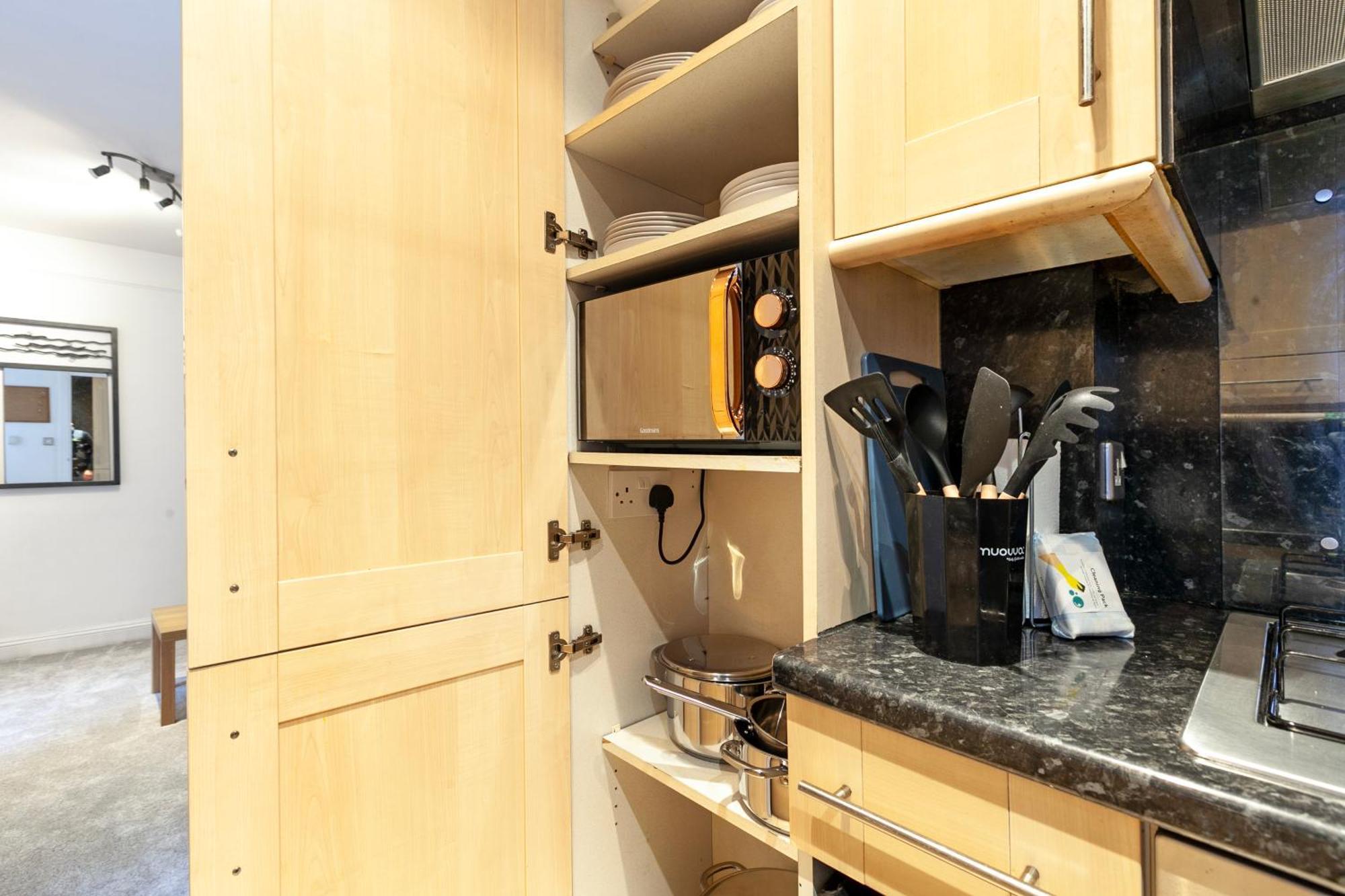 לונדון Beautiful 3 Bedroom Flat In Scott Ellis Gardens מראה חיצוני תמונה