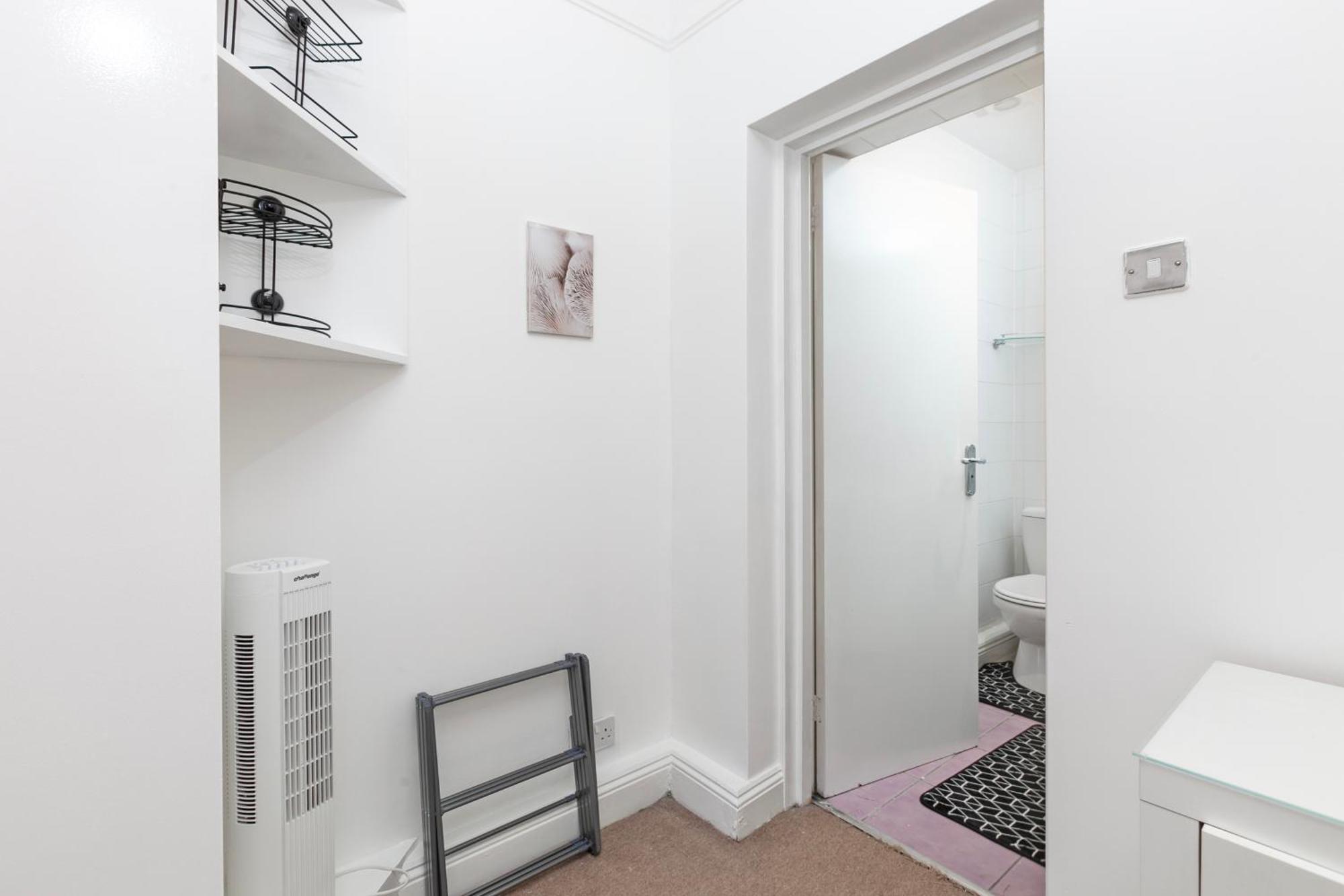 לונדון Beautiful 3 Bedroom Flat In Scott Ellis Gardens מראה חיצוני תמונה