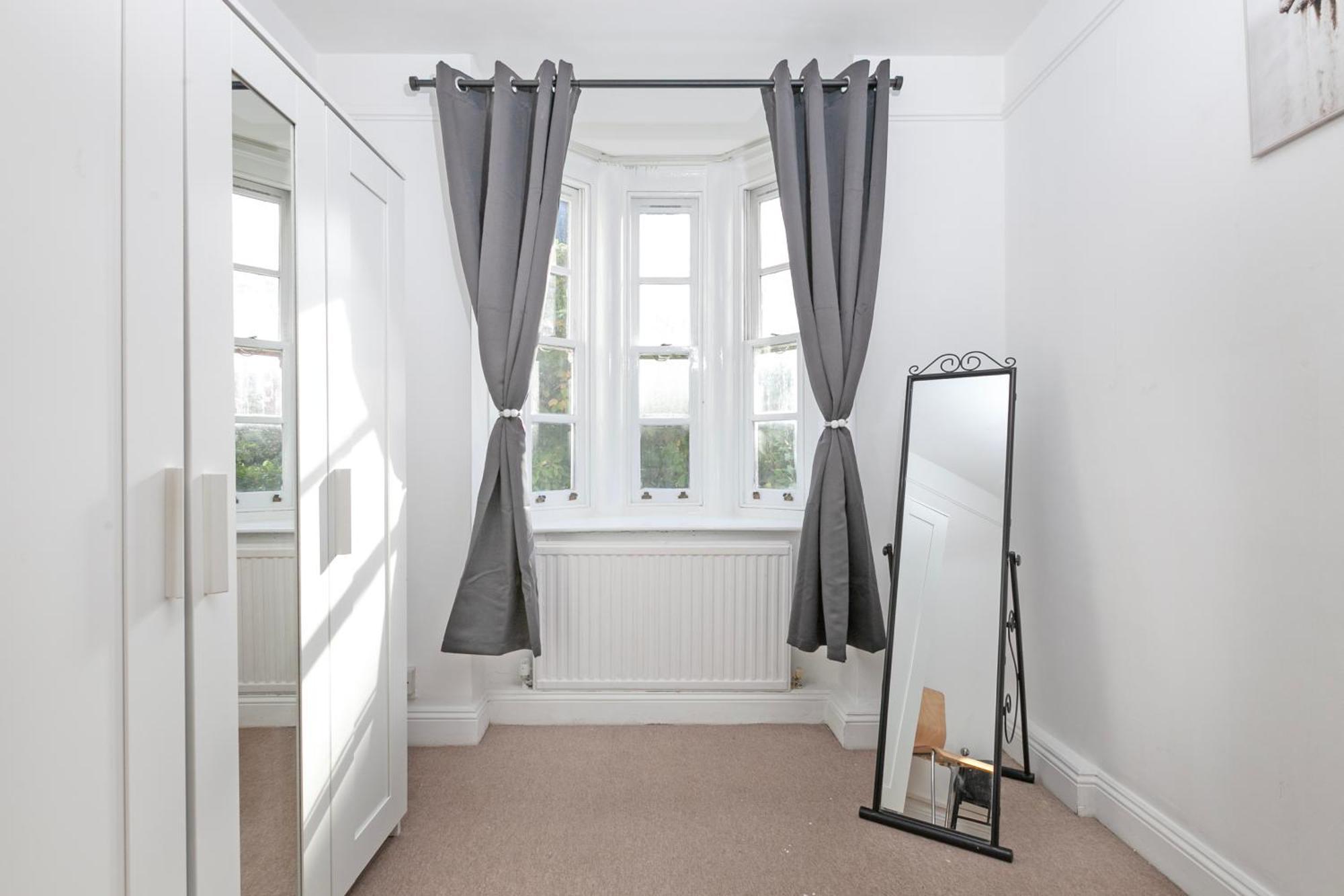 לונדון Beautiful 3 Bedroom Flat In Scott Ellis Gardens מראה חיצוני תמונה