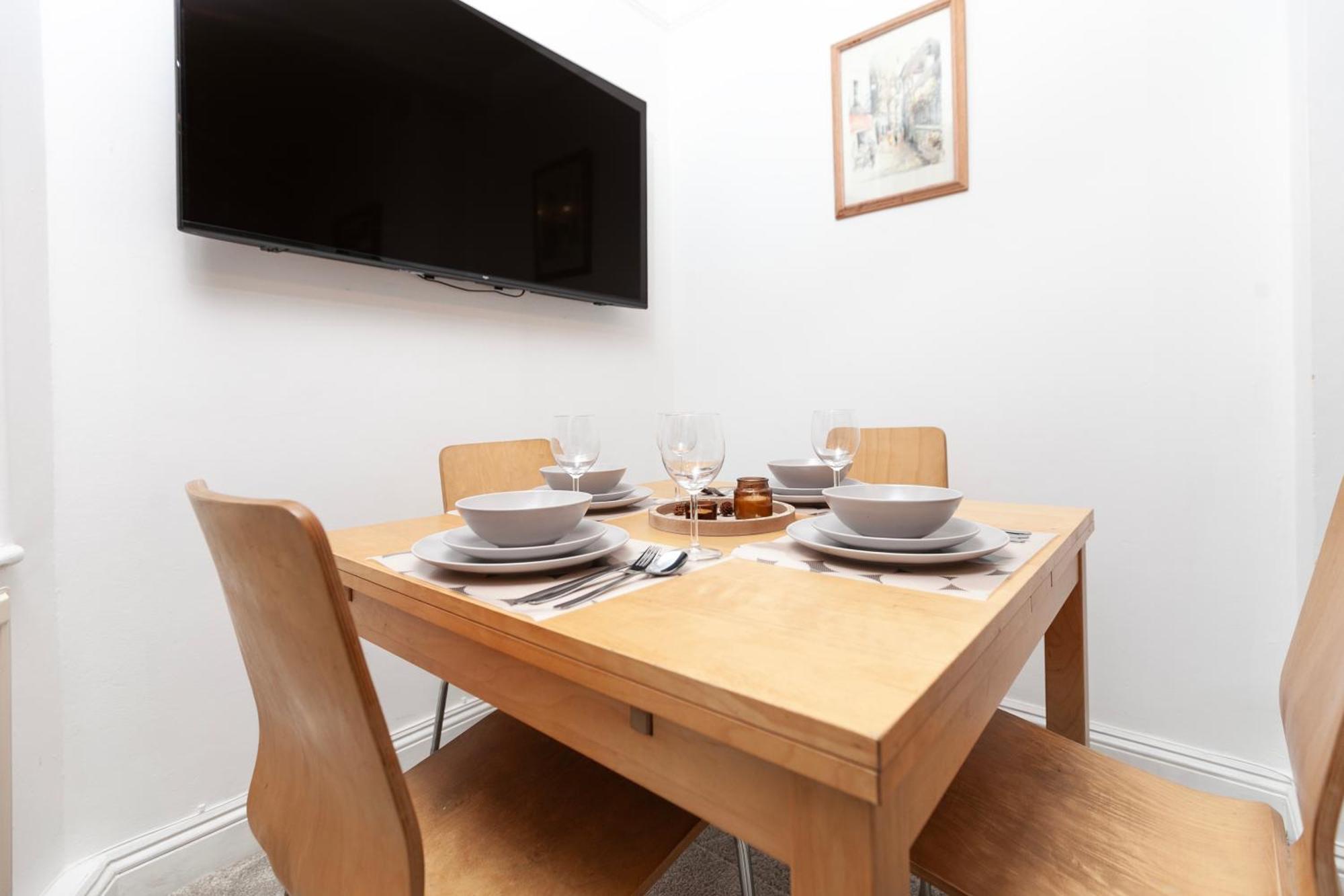 לונדון Beautiful 3 Bedroom Flat In Scott Ellis Gardens מראה חיצוני תמונה