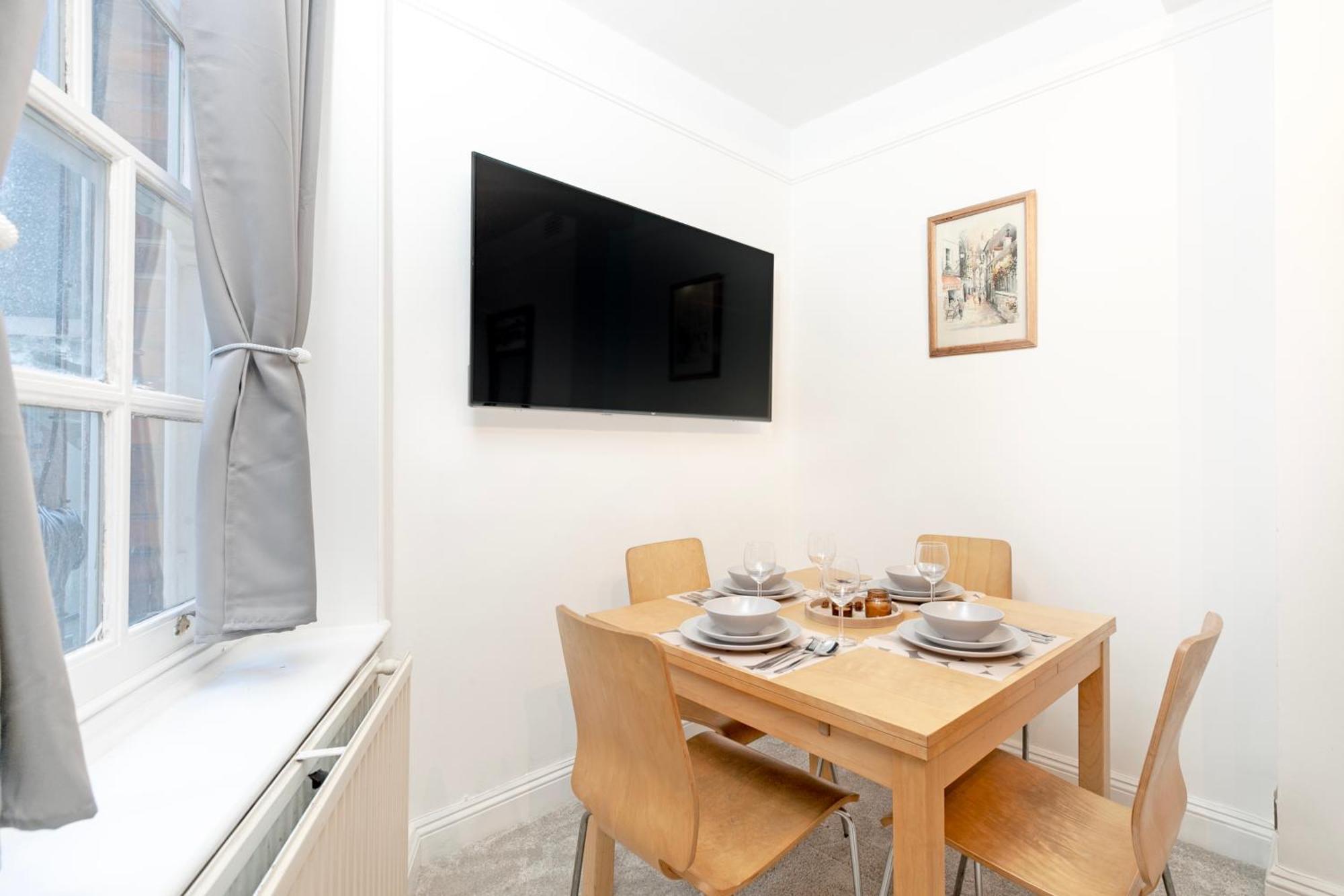 לונדון Beautiful 3 Bedroom Flat In Scott Ellis Gardens מראה חיצוני תמונה