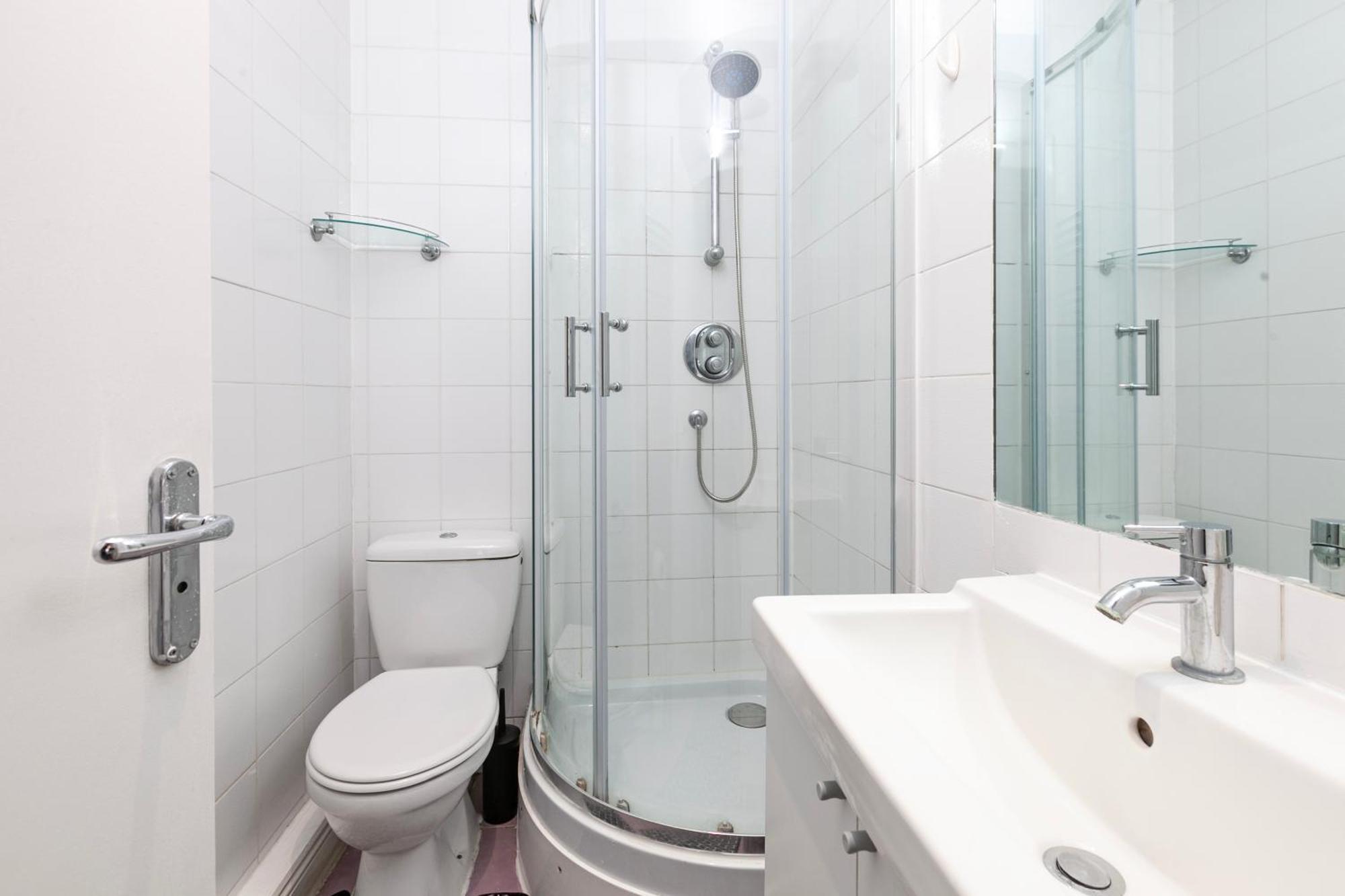 לונדון Beautiful 3 Bedroom Flat In Scott Ellis Gardens מראה חיצוני תמונה