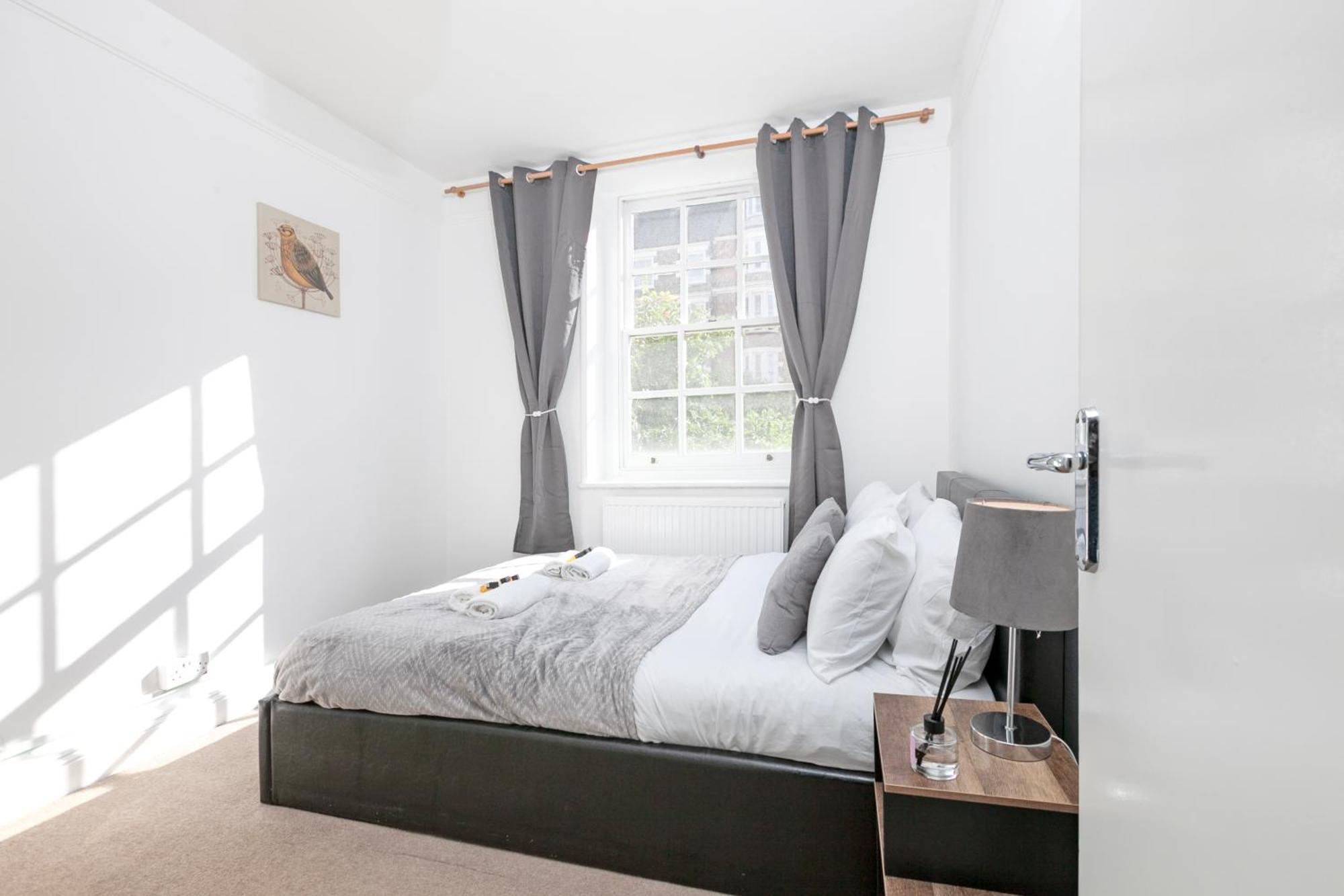 לונדון Beautiful 3 Bedroom Flat In Scott Ellis Gardens מראה חיצוני תמונה