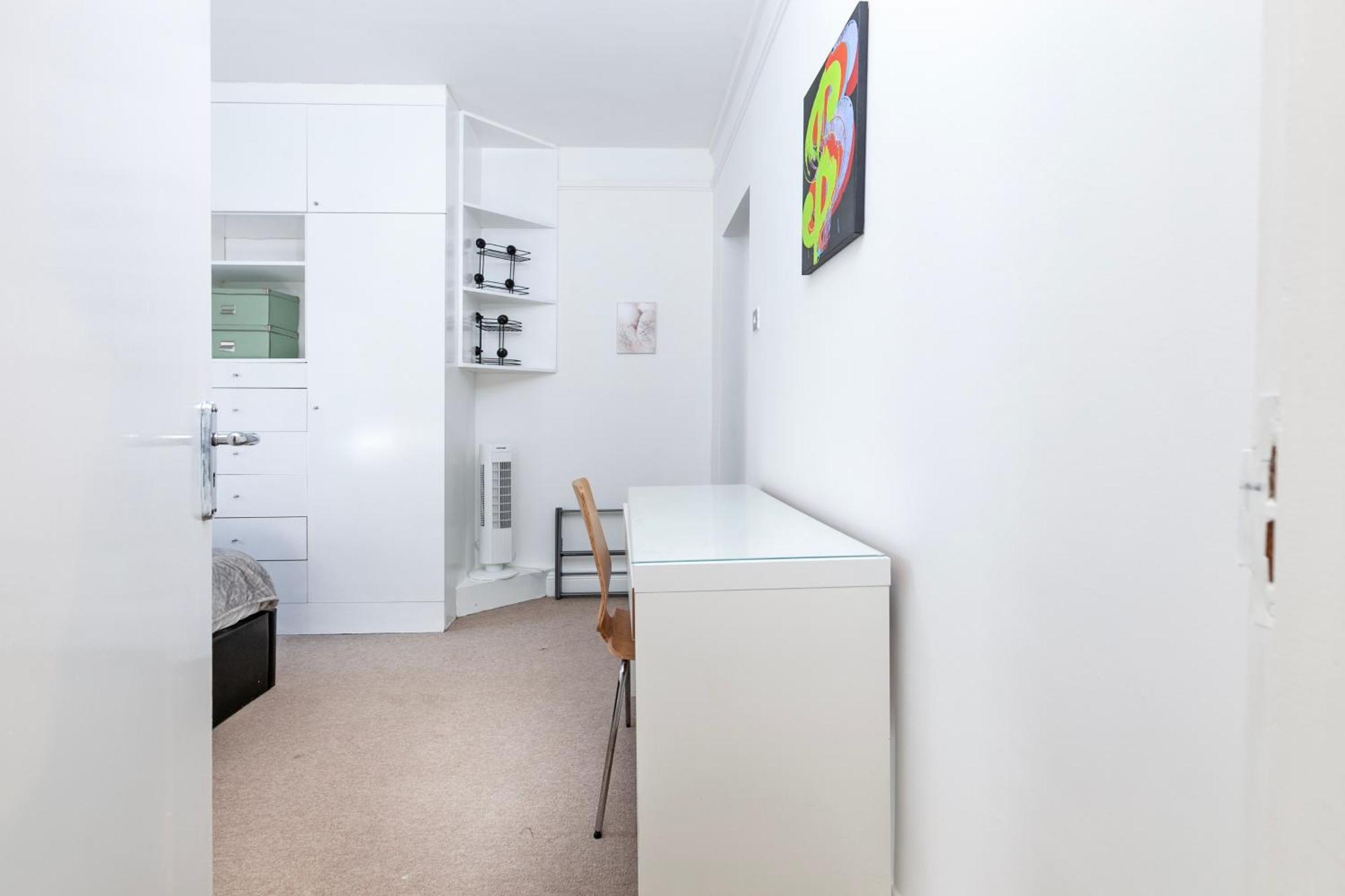 לונדון Beautiful 3 Bedroom Flat In Scott Ellis Gardens מראה חיצוני תמונה